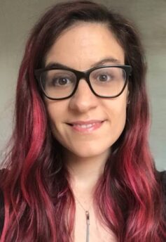 Алі Гейзелвуд Алі Гейзелвуд