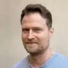 Домінік Спенст Домінік Спенст