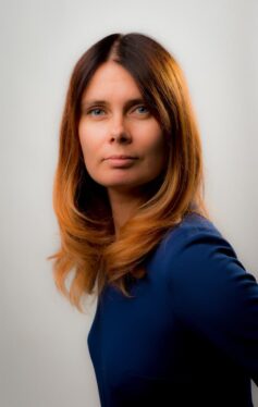 Теа Саніна Теа Саніна