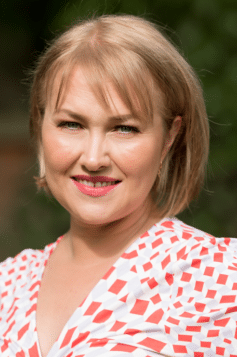 Джесіка Булл Джесіка Булл