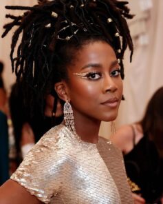 Томі Адеємі Томі Адеємі