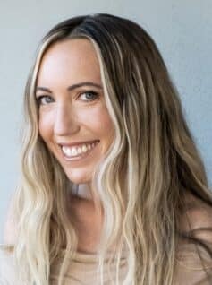 Керолайн Кепнес Керолайн Кепнес