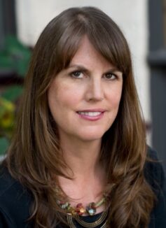 Елізабет Костова Елізабет Костова