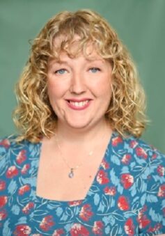 Дженніфер Сейнт Дженніфер Сейнт