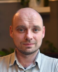 Радомир Мокрик Радомир Мокрик