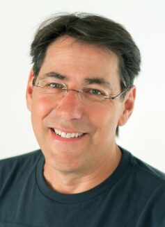 Адам К’юберт Адам К’юберт