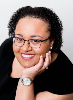 Деніз Вільямс Деніз Вільямс