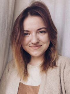 Юлія Романюк Юлія Романюк