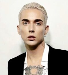 Melovin (Костянтин Бочаров) Melovin (Костянтин Бочаров)